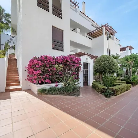 Charming & Modern 4br Apartment