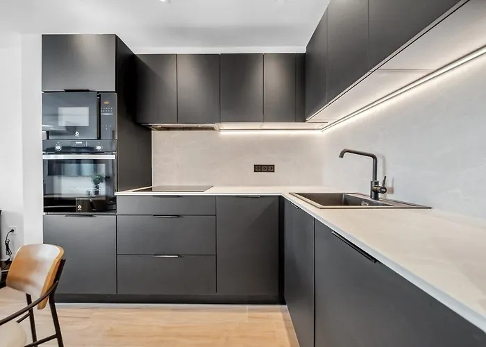 Charming & Modern 4br Appartement *