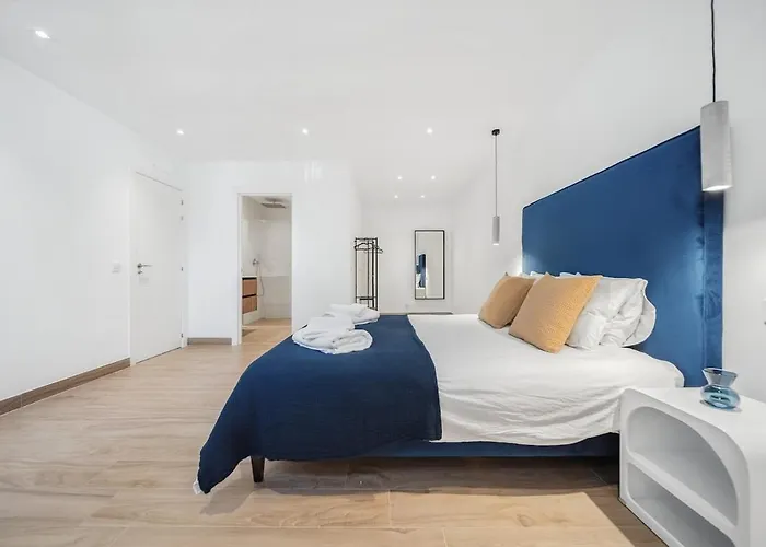 Charming & Modern 4br Appartement *