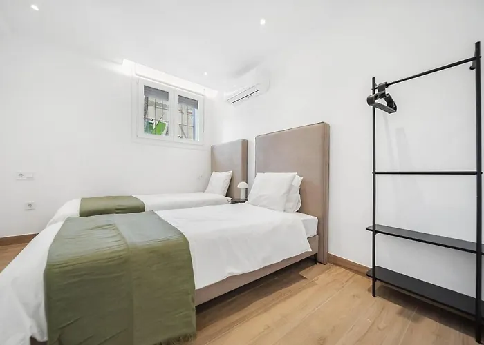 Charming & Modern 4br شقة ماربيا