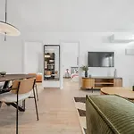 Apartmán Charming & Modern 4br