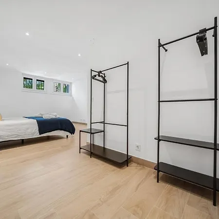 Lägenhet Charming & Modern 4br Marbella