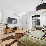 Charming & Modern 4br Apartamento
